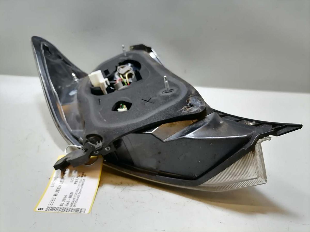 Toyota Yaris XP13 original Rücklicht Rückleuchte rechts teil LED BJ14